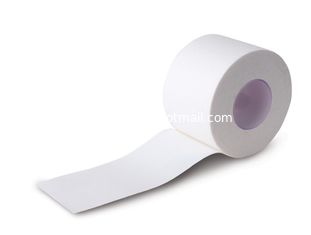 China 1,5&quot; x13m trägt den rohen weißen Kleber des Bänder TURNHALLEN-Bandfingerlingskernzickzackrandes Heißschmelz zur Schau, derstreifenbildungsBaumwollgewebe aufnimmt fournisseur